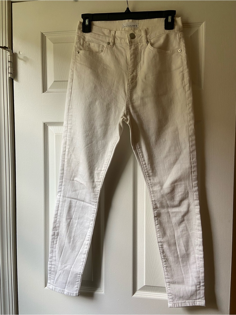 Ladies’ Loft Skinny Jeans